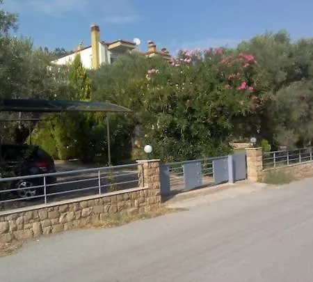 Mary's House Halkidiki * Mola Kalyva